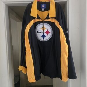 Reebok Men's Black and Yellow Windbreaker